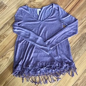 Long sleeve, others follow